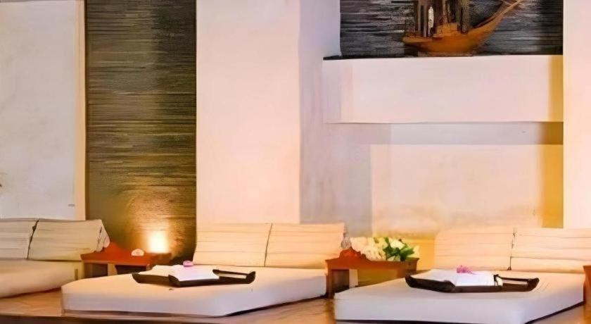 Le Beringin Hotel Салатига Екстериор снимка