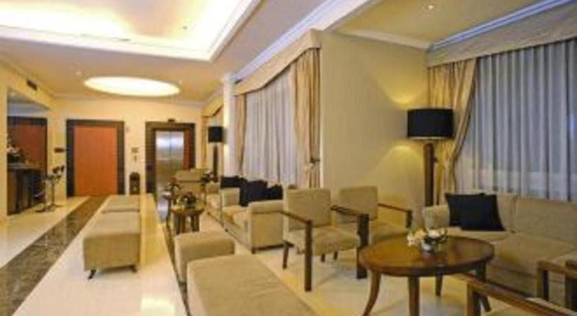 Le Beringin Hotel Салатига Екстериор снимка
