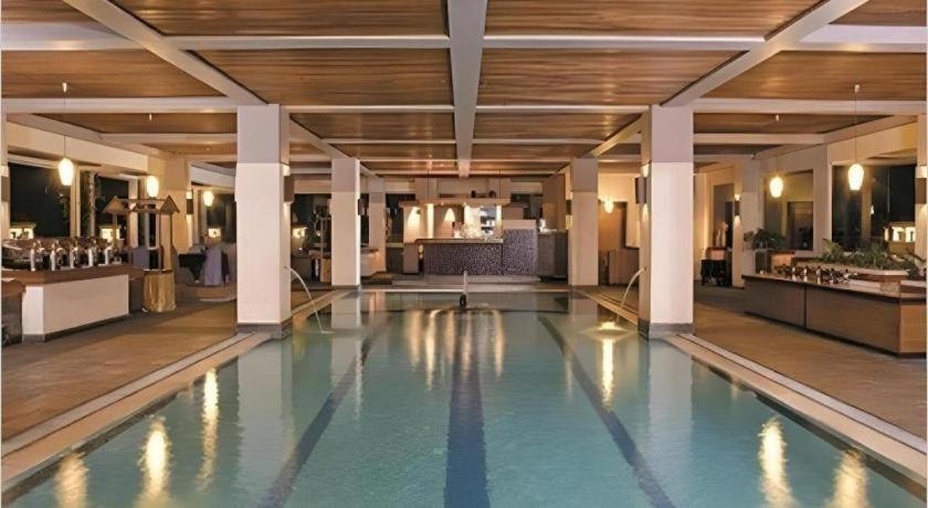 Le Beringin Hotel Салатига Екстериор снимка