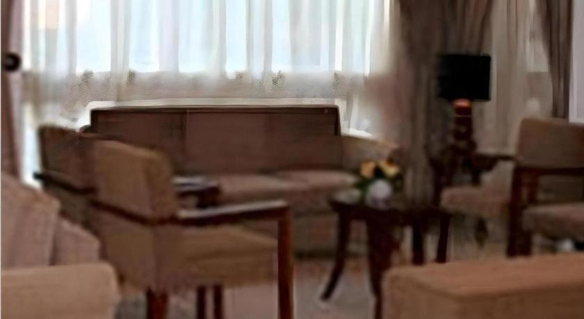 Le Beringin Hotel Салатига Екстериор снимка